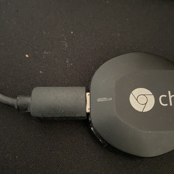 Chrome cast in which you can cast movies TV shows and photos Hardware - Picture 3 of 4